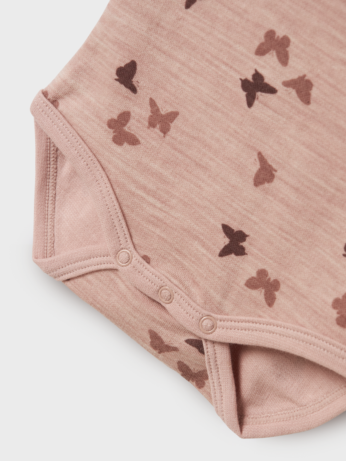 model_shot-front_full